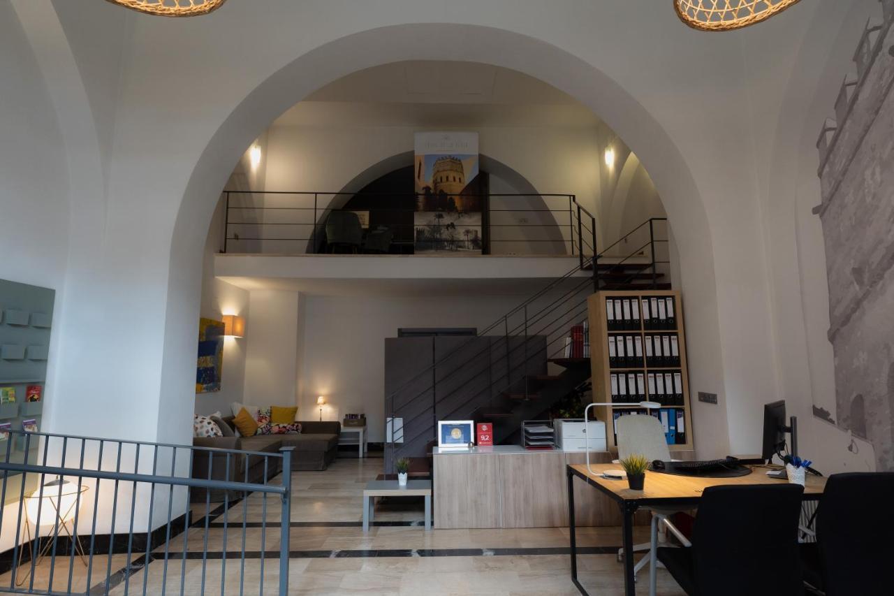 Azz Sevilla Torre De La Plata Apartamentos מראה חיצוני תמונה