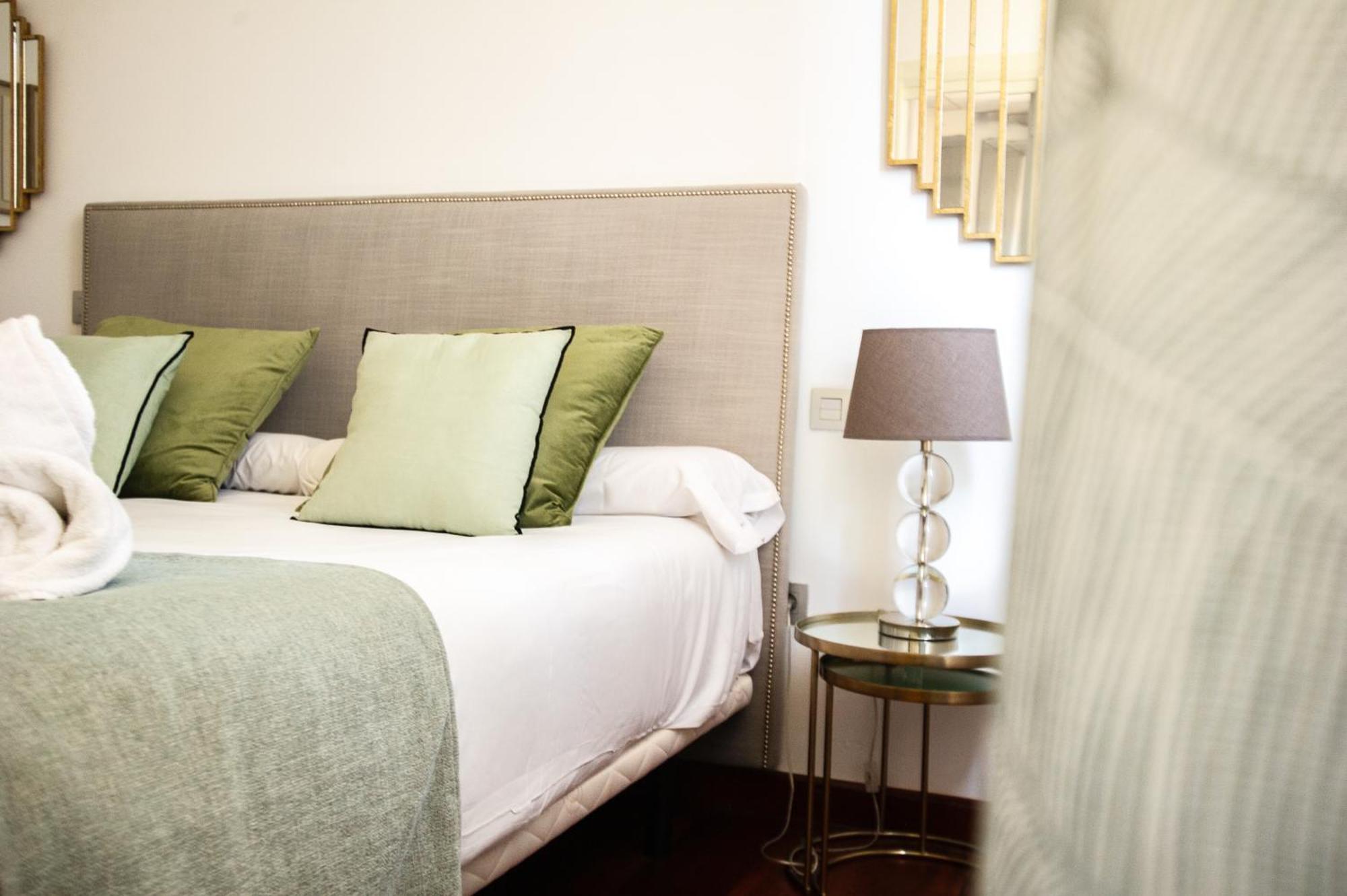 Azz Sevilla Torre De La Plata Apartamentos מראה חיצוני תמונה