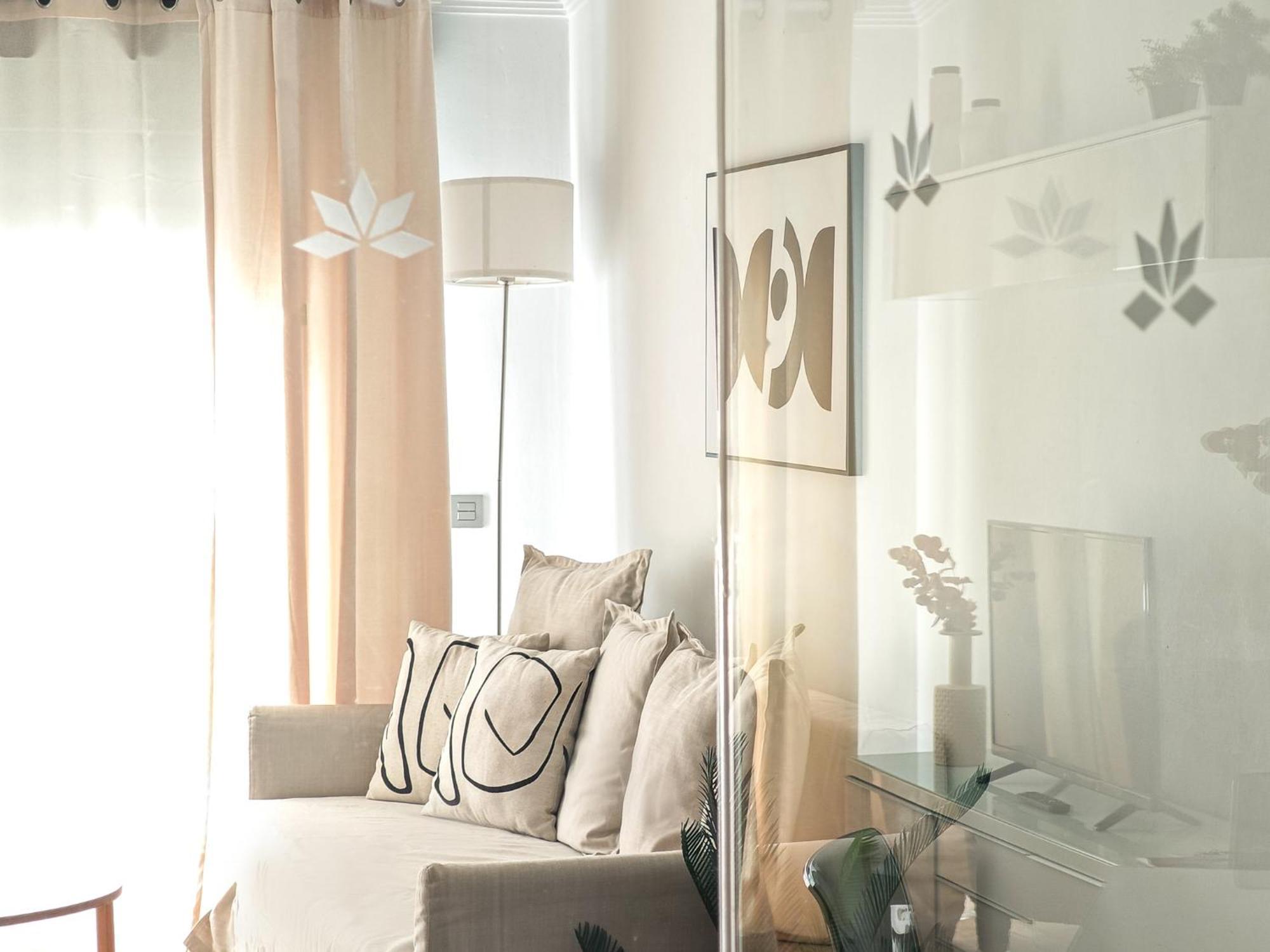 Azz Sevilla Torre De La Plata Apartamentos מראה חיצוני תמונה
