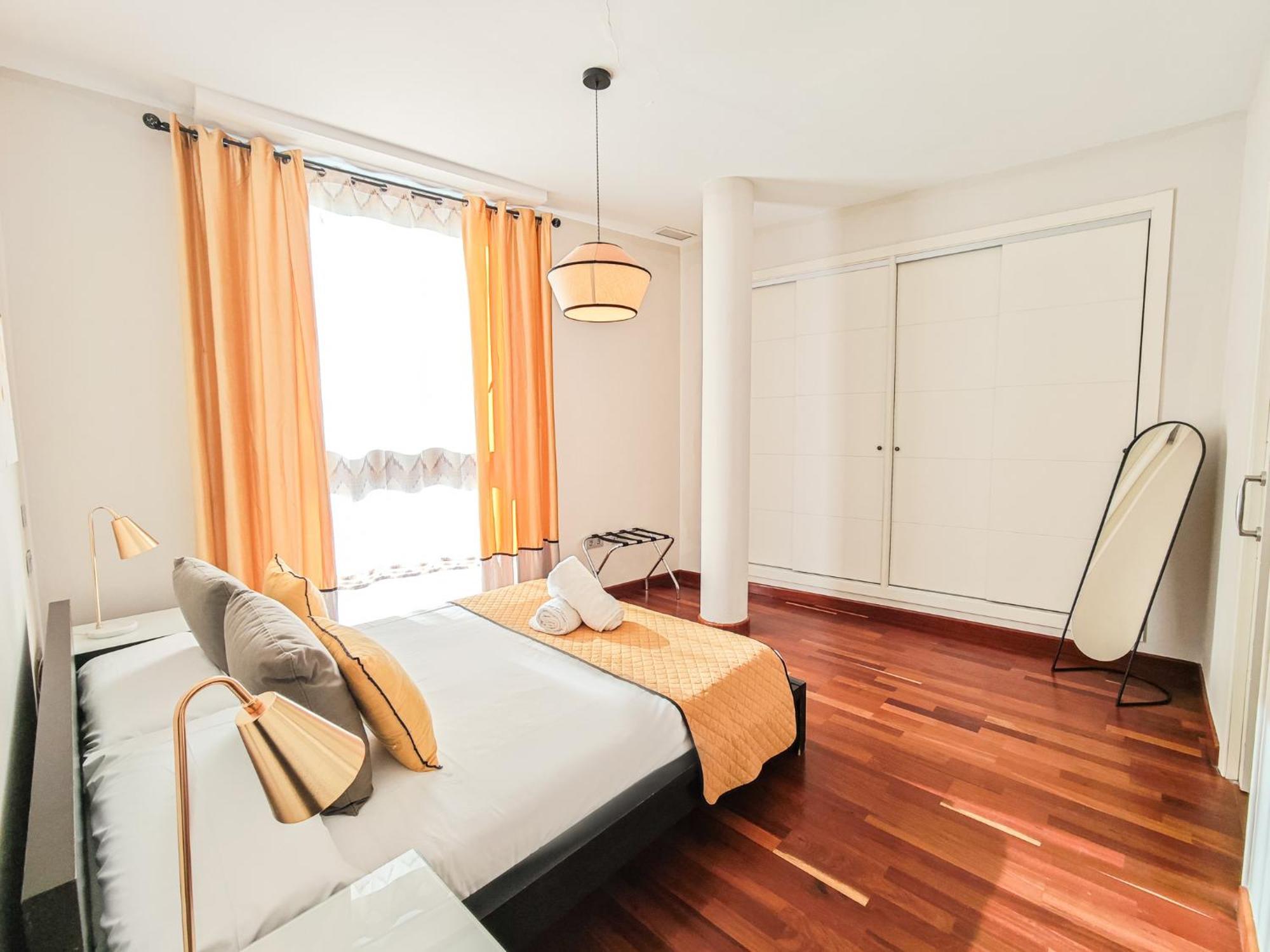 Azz Sevilla Torre De La Plata Apartamentos מראה חיצוני תמונה